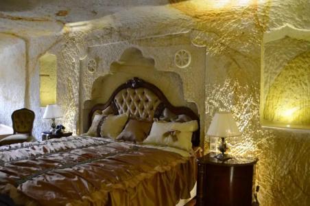 Golden Cave Suites - 86