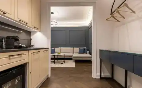 One Luxury Suites - 19