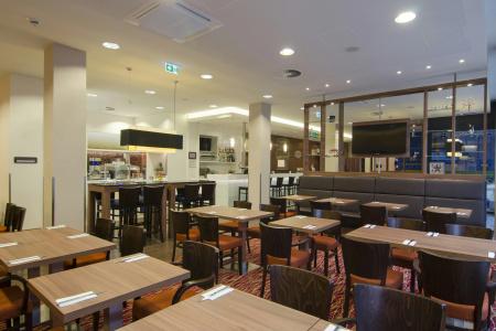 Hampton by Hilton Nürnberg City Center - 30