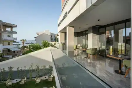 Hyperion City with Heated Pool - 17