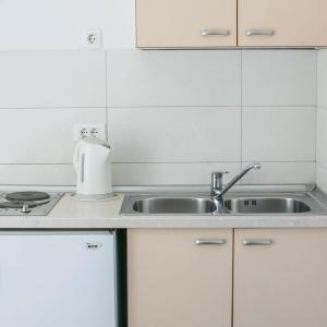 Garden Apartment - 17