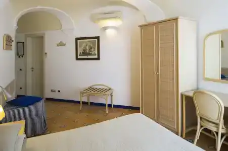 Bellevue Suite - 5