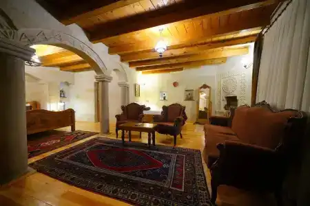 Harman Cave - 133