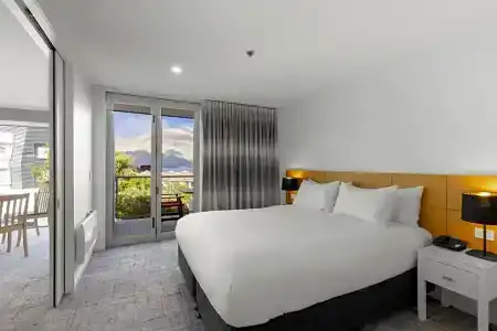 Scenic Suites - 136