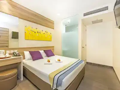 81 Dickson - SG Clean - 22