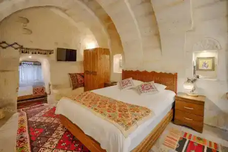 Tulip Cave Suites - 127