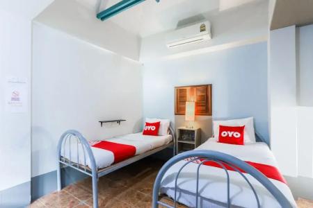 Oyo 554 Old Town Boutique Hostel - 20