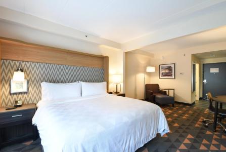 Wingate by Wyndham Conference Center - 5