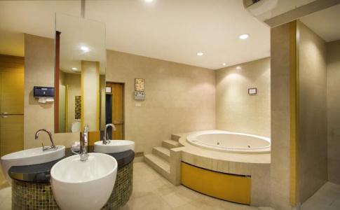 Urbana Sathorn, Bangkok - 16