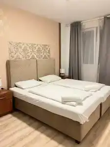 Corvin Rose Apartment - 34