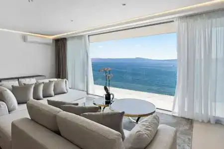 Luxury Amabilis - 158