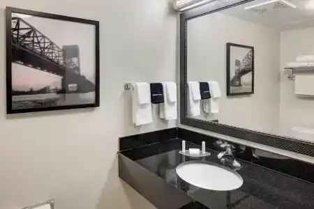 Comfort Inn University - 45