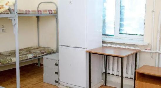 Свои люди - 0