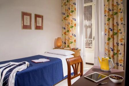 Roma Central Guest House - 66
