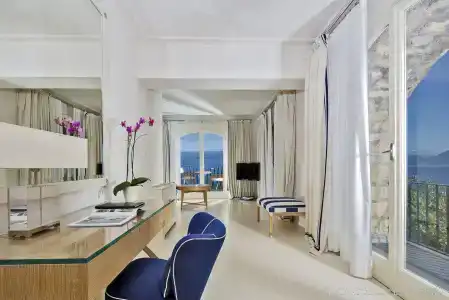 j.k. Place Capri - 3