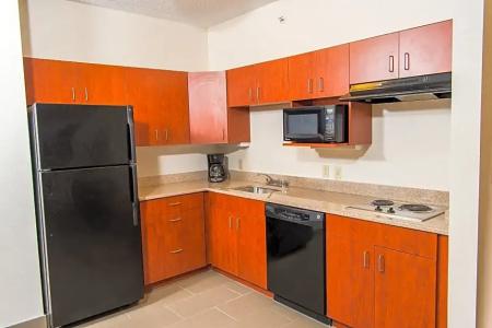 Holiday Inn Express & Suites-Summit Township, an IHG - 32