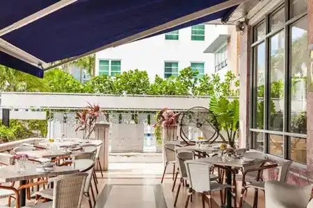 Crest Suites - 28