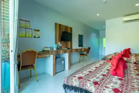 Khaosok Rainforest Resort - 1