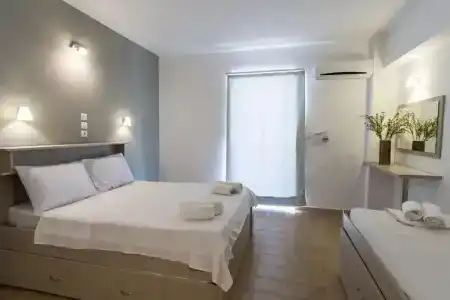 Zante Plaza & - 42