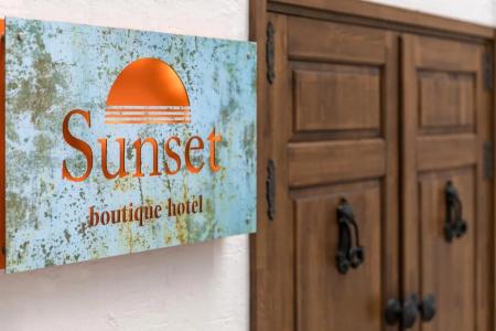 Sunset Boutique - 20