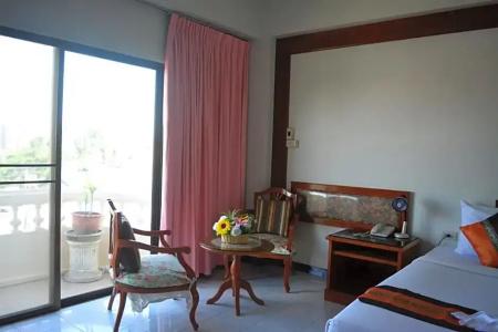 Chao Phya Grand - 32