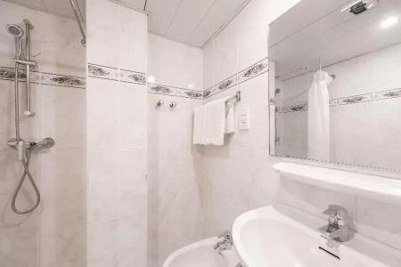 Quality Hôtel Christina Lourdes - 30