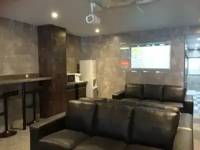 Sunplaza 2 Annex - 1