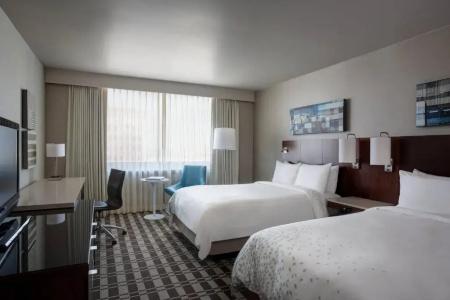 Renaissance Long Beach - 24