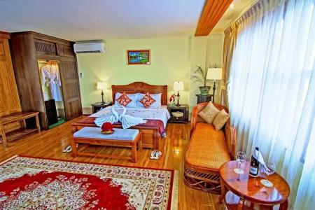 Shwe Ingyinn Mandalay - 61