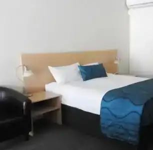 Urangan Motor Inn - 70