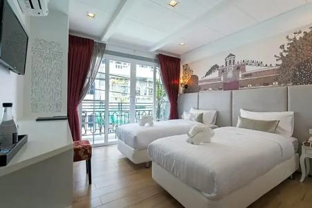 White Ivory Bed And Breakfast - 69