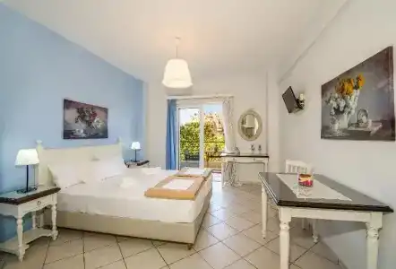 Stamatakis Boutique Studios - 154