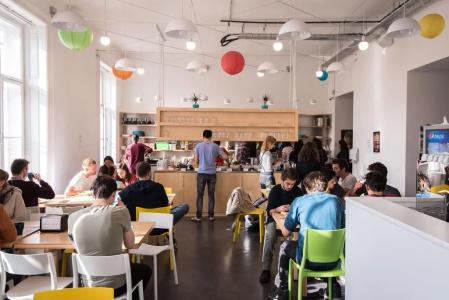 Avenue Hostel - 23