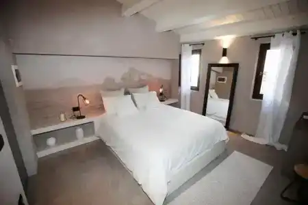 Casa Nostra Luxury Suites - 106