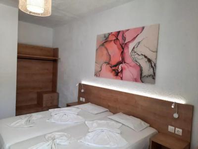 Neon - 71