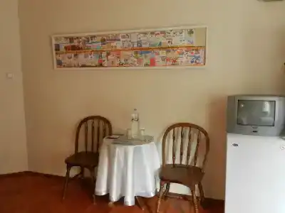 Guest House - Grandma's House - 29