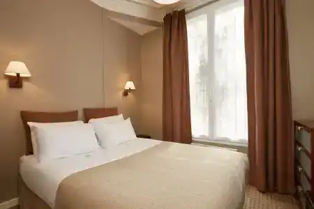 Hôtel de Sèvres - 3