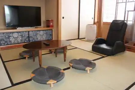 Honjin Hiranoya Kachoan - 46