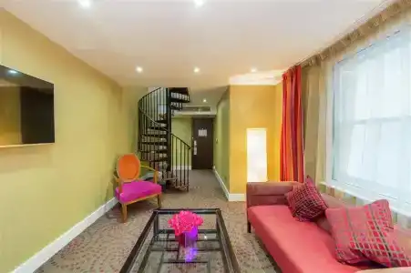 DoubleTree by Hilton London - Marble Arch - 16