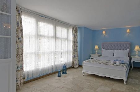 AlaÇAti Roka TaŞ Butİk - 1