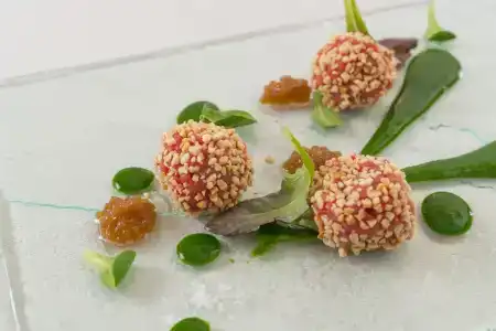 Helios & Restaurant - 6