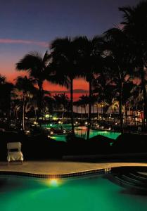 Fort Lauderdale Marriott Harbor Beach Resort & Spa - 11