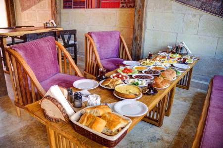 Calypso Cave Suites - 10