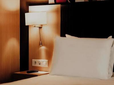 Mercure Valenciennes Centre - 123