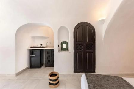 Pearl of Caldera Oia - Boutique by Pearl Collection - 230