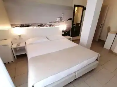 Palace Regina - 64