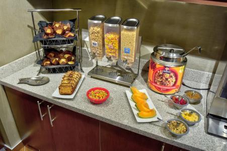 TownePlace Suites by Marriott - 10