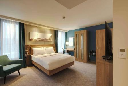 Hampton by Hilton Stuttgart City Centre - 4