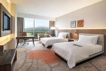 Le Meridien - 56