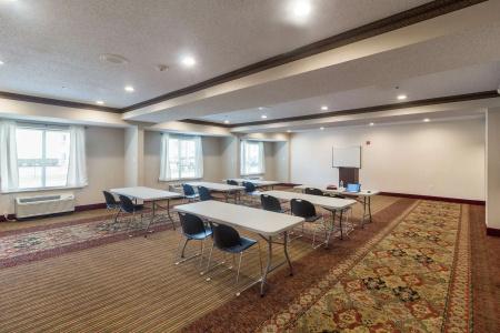 Quality Inn & Suites West Chase - 14